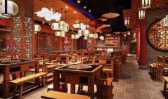 火锅店厕所标语疑侮辱女性,火锅店: 一种恶趣味,算装修特色,你怎么看?