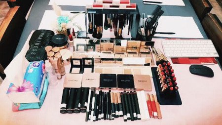 想参加化妆培训,化妆师要学多久