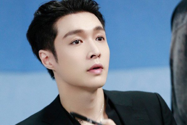 张晋说最欣赏的年轻偶像是张艺兴，这是真的吗？