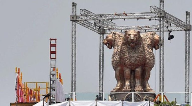 印度新议会大楼上的狮雕引争议，你对该雄狮造型都有哪些评价？