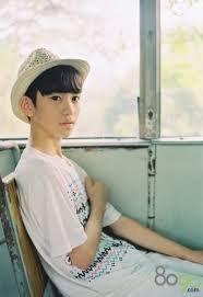 这个人是谁？要他的资料