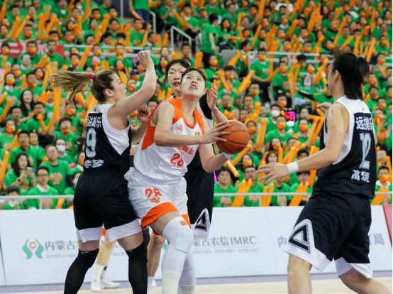 女篮决赛第三场比赛时间