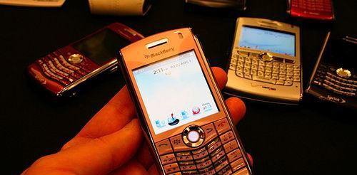 黑莓8130的规格参数