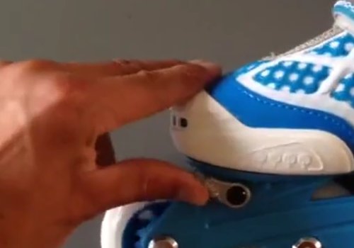 溜冰鞋怎么调节大小视频