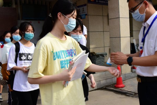 杨英豪高考成绩是多少分？