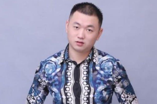 药水哥给向佐道歉，他为啥要道歉？