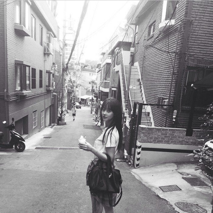 有什么好看的qq女生灰色头像