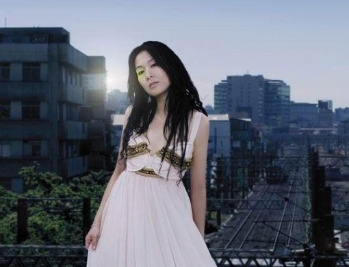 奶茶刘若英唱《后来》这首歌曲的时候，为什么哭的那么厉害？