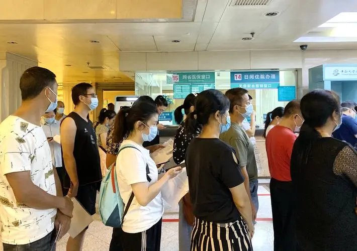 医生被举报后，湘雅二院步入危机，医院目前的处境如何？