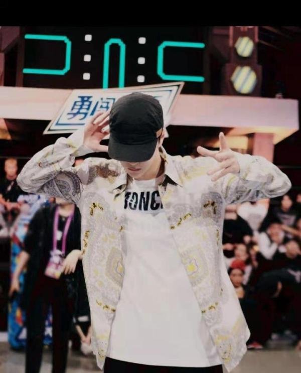 王一博battle身体控制力