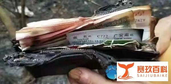 东航空难，乘客物品让人瞬间破防！网友：甚至无法亲吻你的骨灰