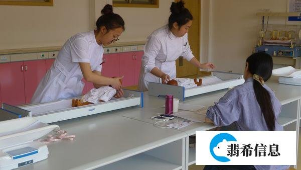 卫校中考分数线多少分，初中毕业可以直接考卫校吗？