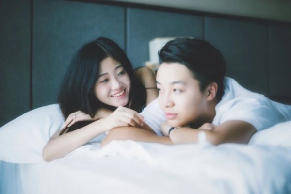 是不是一个女人愿意跟你同居，她就是真的爱你呢？