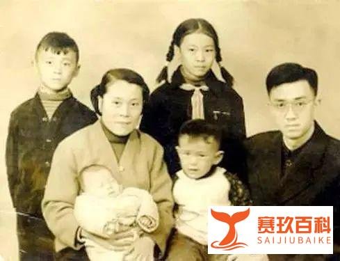 谢晋与徐大雯：安心牵手62年，没有风雨躲得过，没有坎坷不必走