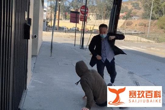 中国教授在美用功夫击退持枪劫匪!校方称其已找到住所很安全