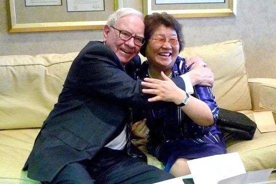 90岁巴菲特身家暴涨500亿，他看中的产业链还有投资的机会吗？