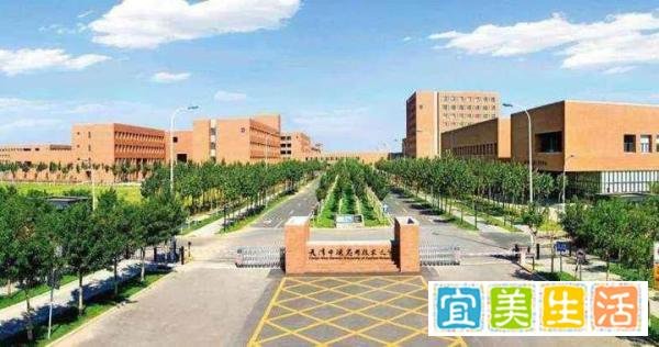 贫困生举报助学金名额被挤，助学金事件当事人称已搬离宿舍！