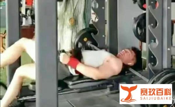 悲剧！武汉一男子健身时意外身亡，这些危险动作要警惕