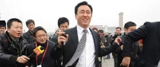 只剩3千万!陈奕迅疫情0收入哭穷,真不是无病呻吟!