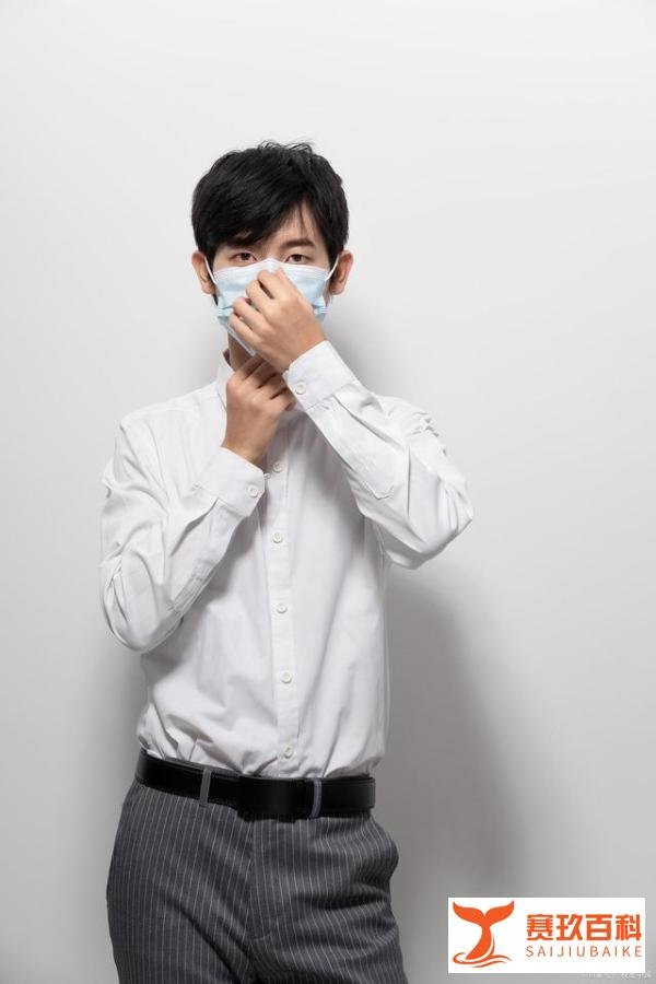 被刑拘的老太曾拒绝配合流行病调查，引发网友愤怒谴责