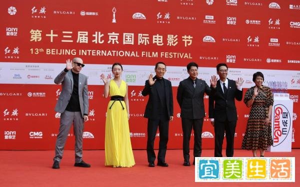 周冬雨：演技炸裂，人缘败光！娱乐圈的争议之星