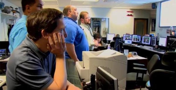 囧！美太空行走直播“漏水”，宇航服成“老古董”：已40多岁了！