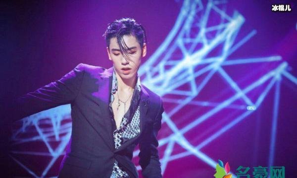 王子异家庭背景介绍 其父母身份引热议他是富二代？