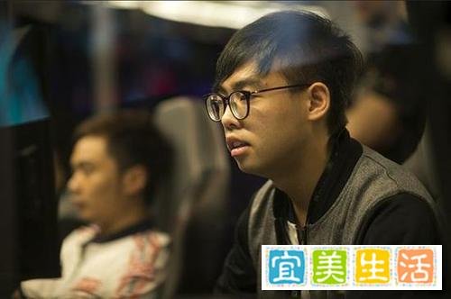 DOTA2：和狼王sylar不同，为什么fy和maybe离队对ruru只有感激？