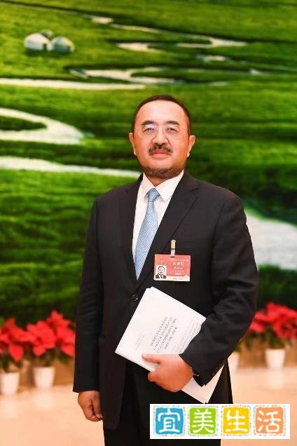 全国人大代表韩德云：“大胡子律师”始终聚焦法治