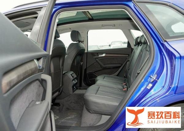 探店新款奥迪Q5L,全系2.0T动力,奥迪的优惠从来都不是说说而已