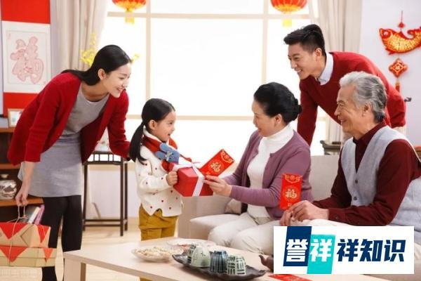 男子下车抽烟错过高铁大闹车站与压岁钱应该让娃打理培养财商吗