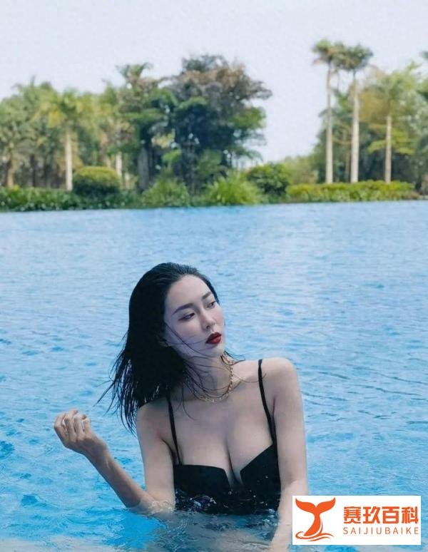 “晶女郎”胡然，身材真劲爆，可惜没人记得脸