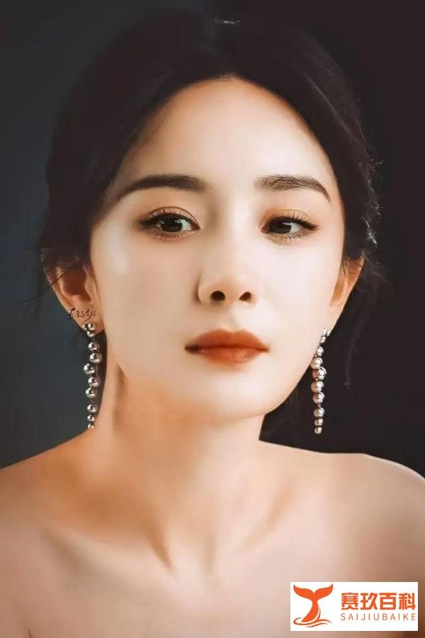 娜扎“手滑”把杨幂编辑掉？这波操作太有料啦