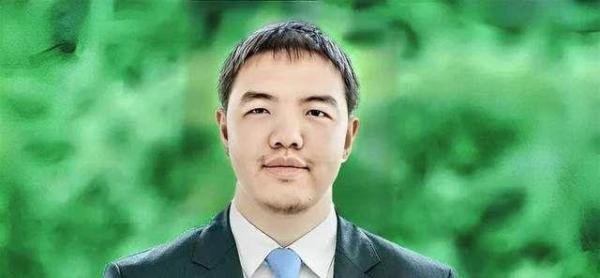 神秘低调的首富接班人：准诗人钟墅子