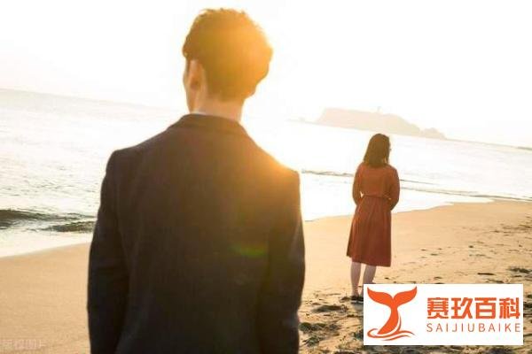 离婚率上升，花钱销毁婚纱照成新消费，美国媒体直呼专业！