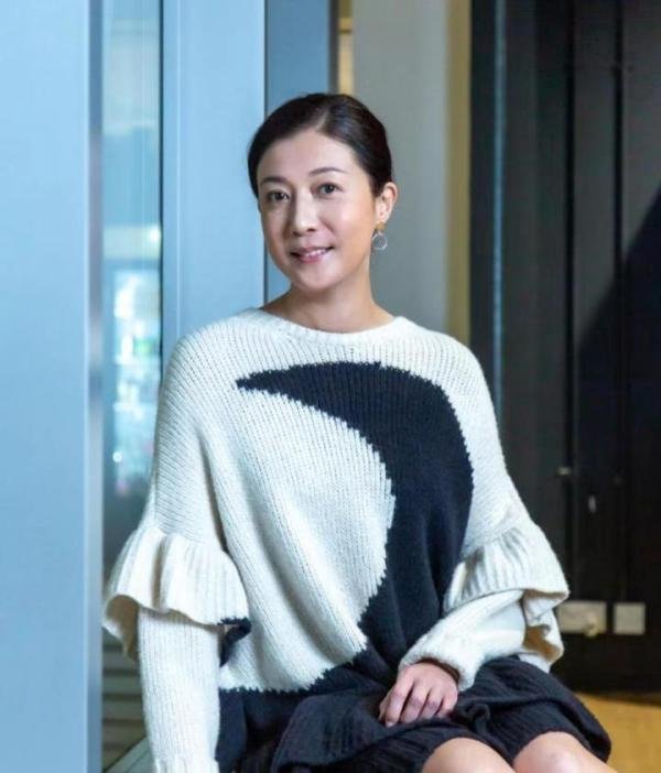 吴绮莉凌晨发文怒斥成龙，称其毁自己人生、伤害无辜女儿-成龙私生女