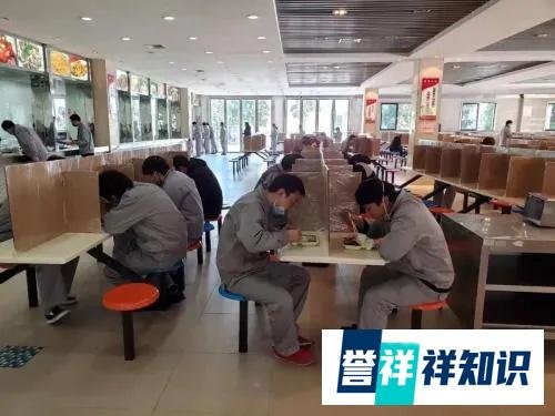 公司食堂将员工自带碗筷丢地上，公司回应：为了清洗碗架！