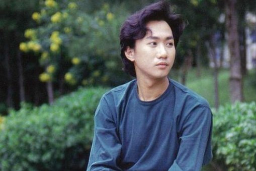 当年拉黄家驹掉下3米舞台的内村光良，现如今怎么样？