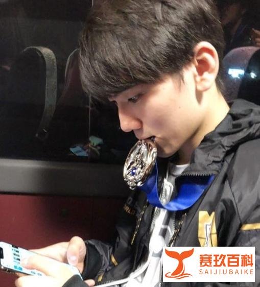 LOL：JKL女枪事件的女枪Sora登场了！现为SNG辅助！