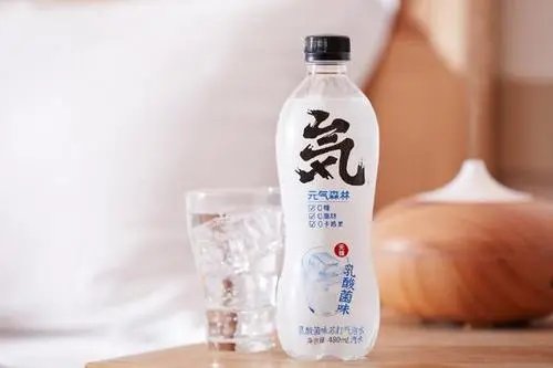 元气森林向14万下单者每人赠箱饮料,被“薅羊毛”究竟是营销还是bug?