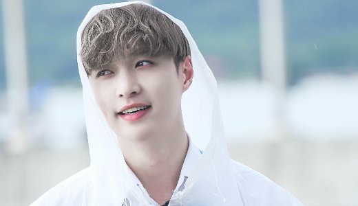 归国四子为何到现在只有张艺兴没有爆出过恋爱的绯闻？