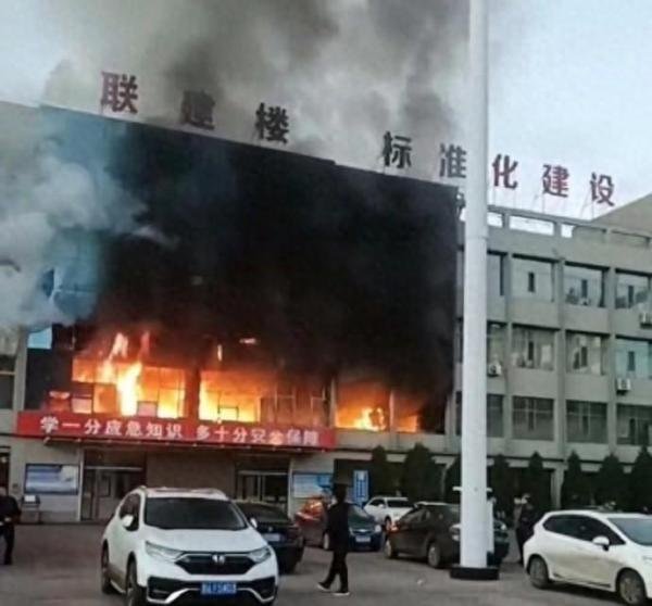 山西永聚煤业火灾26死，死者身份披露，现场画面和起火原因流出