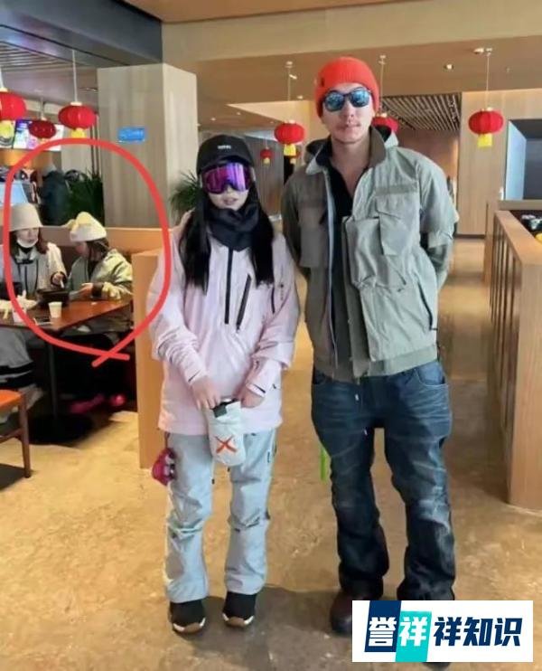 张亮与离婚6年前妻合体被拍!女方素面朝天,两人被疑当年假离婚