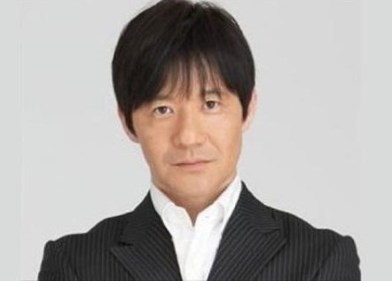 当年拉黄家驹掉下3米舞台的内村光良，现如今怎么样？