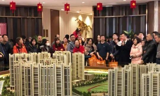 70城房价持续上涨 北上广深领跑 这是咋情况？