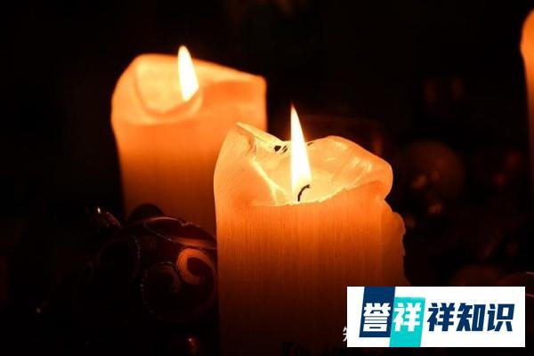 山洪前有管理员曾劝离游客，高喊「给你们跪下了」，该事件哪些地方值得我们反思？