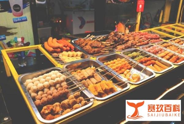 年轻人流行把超市当食堂？这次拯救超市终于不靠胖东来了？