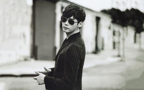 李钟硕将退伍引热议，你觉得他回来之后还能翻红吗？