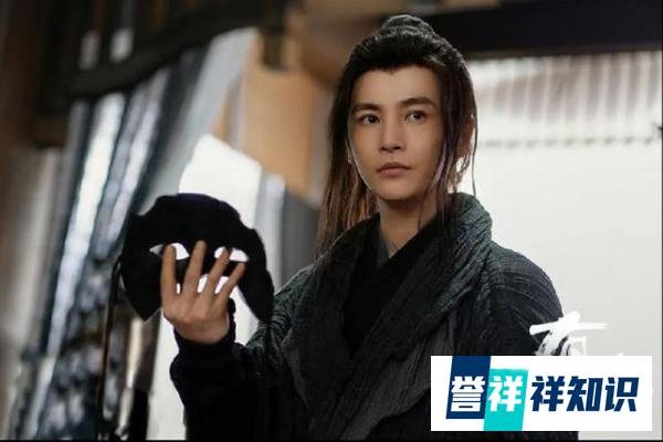 《有翡》殷沛：矛盾的一生，让人恨不起来