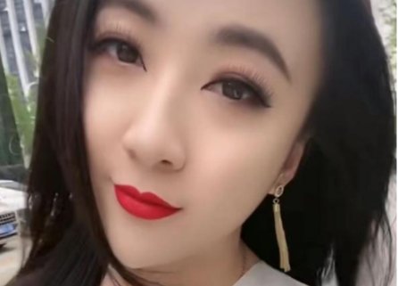 张开凤真的是男人吗？